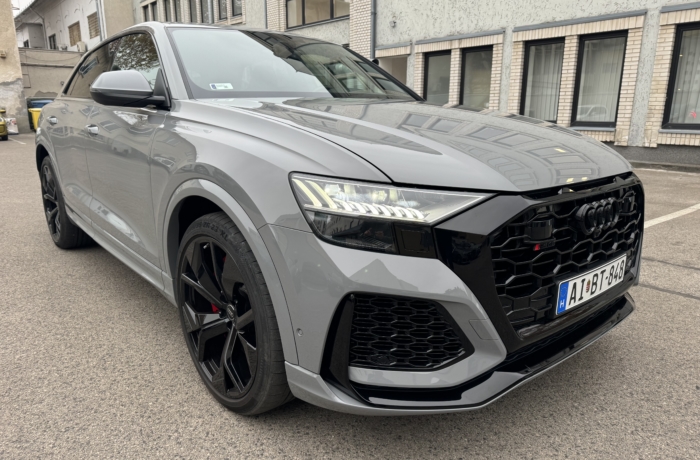 Audi RSQ8 Quattro<br/>(AUTOMATA)