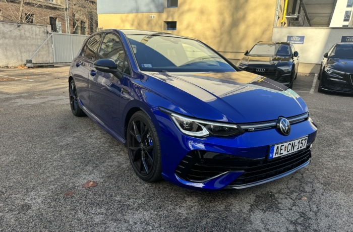 Volkswagen Golf R<br/>(AUTOMATA)